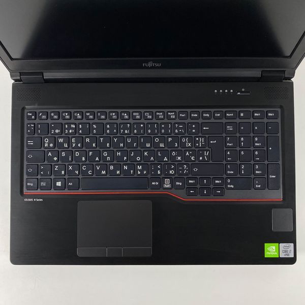 Ноутбук Fujitsu Celsius H7510 15.6" FullHD i7-10850H/16 RAM/512 SSD/NVIDIA T1000 4GB а-2071 фото