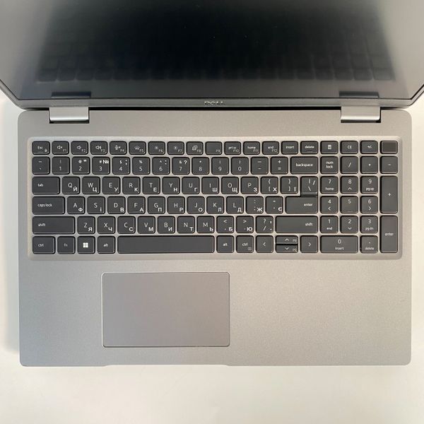 Ноутбук Dell Latitude 5530 15,6" FullHD i5-1240P\16 GB RAM\256 GB SSD q-263 фото