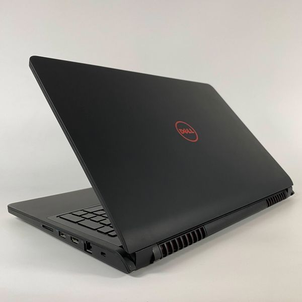 Ноутбук Dell Inspiron 5577 15.6" FullHD i5-7300HQ/GTX 1050 4GB/16 RAM/512 SSD а-2110 фото