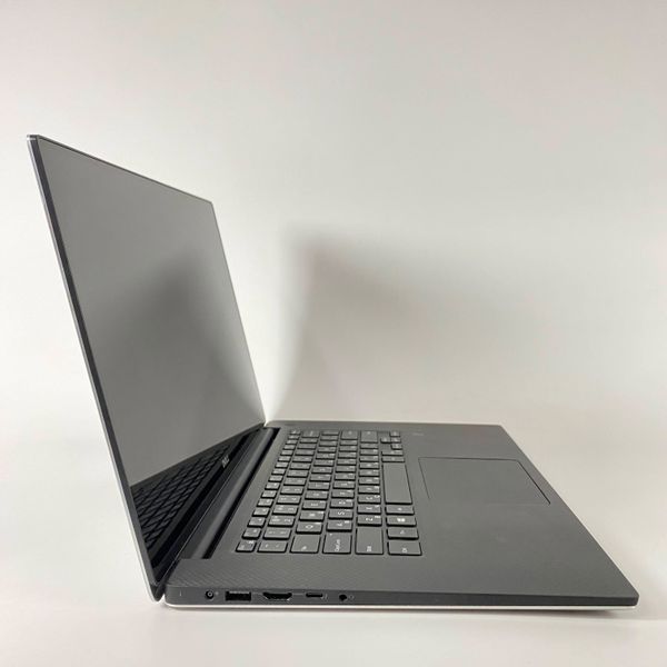 Ноутбук Dell XPS 15 9560 15.6" 4K Touch i7-7700HQ\16 RAM\250 SSD\Nvidia GTX 1050 4 GB а-3193 фото