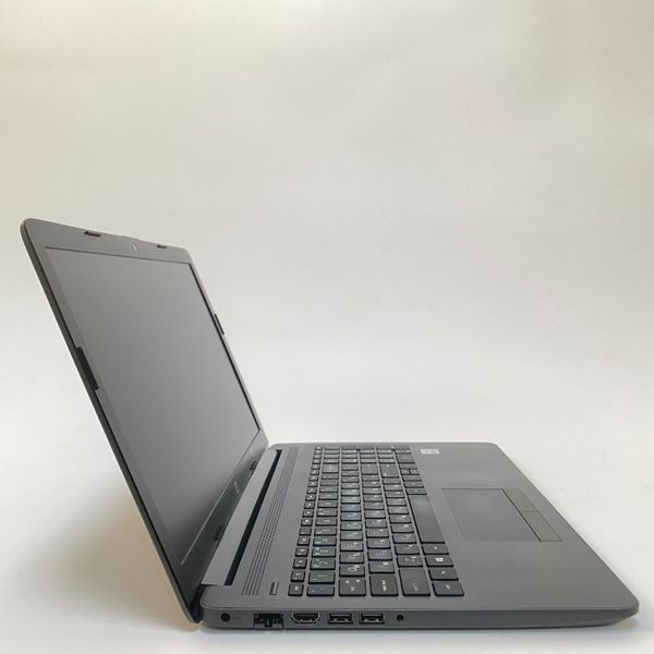 Ноутбук HP 250 G7 15,6" FullHD i5-1035G1/12GB RAM/256GB SSD NVMe а-824 фото