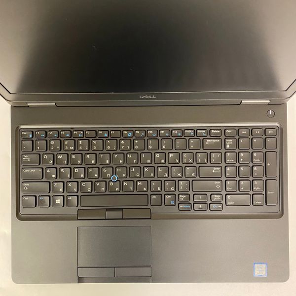Dell Latitude 5590 15,6" FullHD i5-8350U\16GB RAM\256SSD Г-53 фото