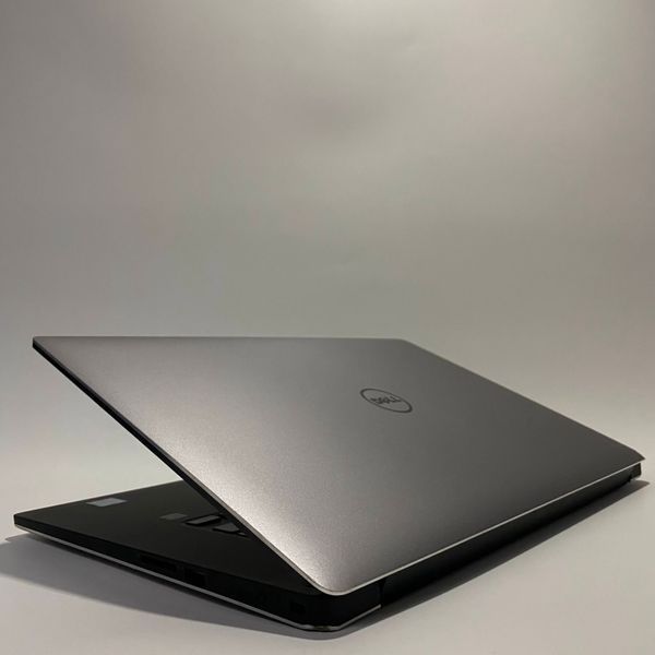 Ноутбук Dell XPS 15 9560 4K i5-7300HQ\Nvidia GTX1050 4GB\16RAM\512SSD а-1189 фото