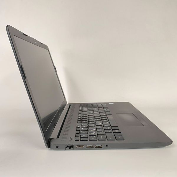 Ноутбук HP 250 G7 15,6" HD i5-8265U/16 GB RAM/256 GB SSD а-2992 фото