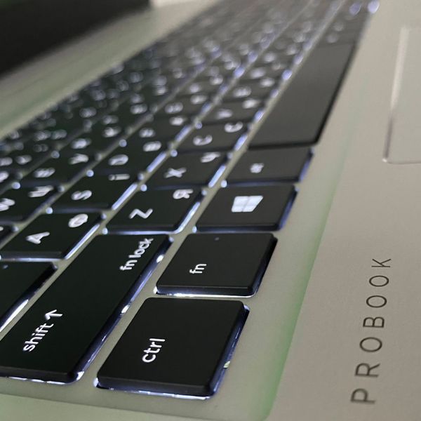 Ноутбук HP ProBook 450 G6 15,6" FullHD i5-8265U\16GB RAM\256GB SSD а-1014 фото