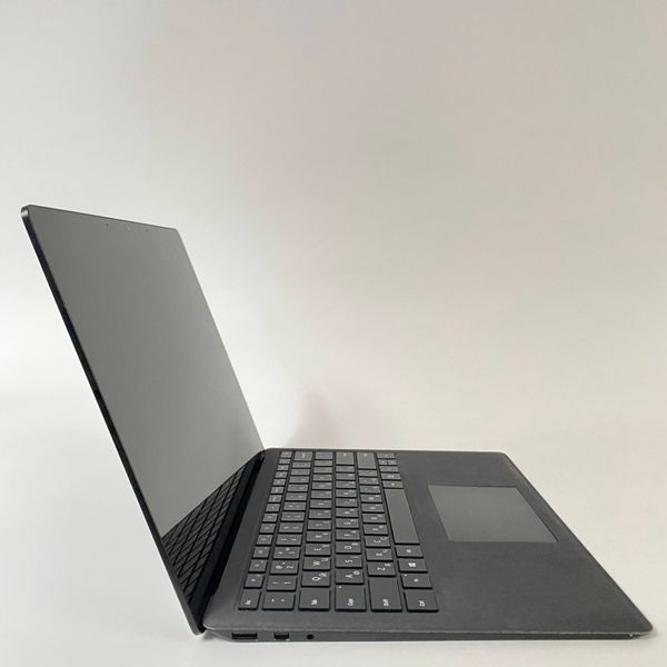 Ноутбук Microsoft Surface Laptop 2 13.5" QHD i7-8650U/16 RAM/512 SSD а-1016 фото