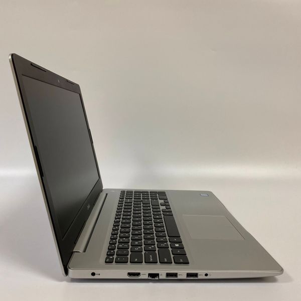 Dell Inspiron 5570 15.6" FullHD i5-8250U/16GB RAM/256GB SSD С-89 фото
