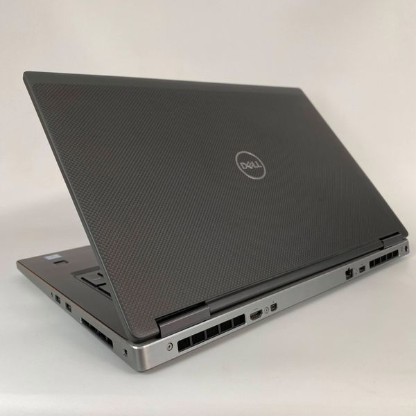 Ноутбук Dell Precision 7740 17.3" FullHD i7-9850H\32 RAM\500 SSD\NVIDIA RTX 3000 6 GB а-2900 фото