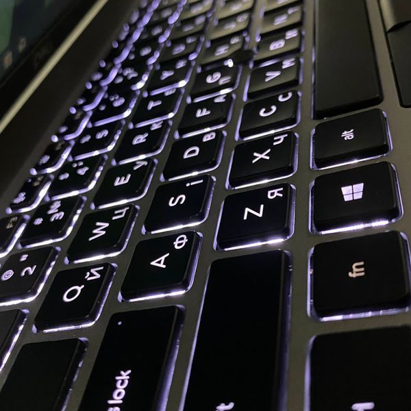 Ноутбук Dell Latitude 5511 15,6" HD i5-10300H\16 GB RAM\256 GB SSD а-1077 фото