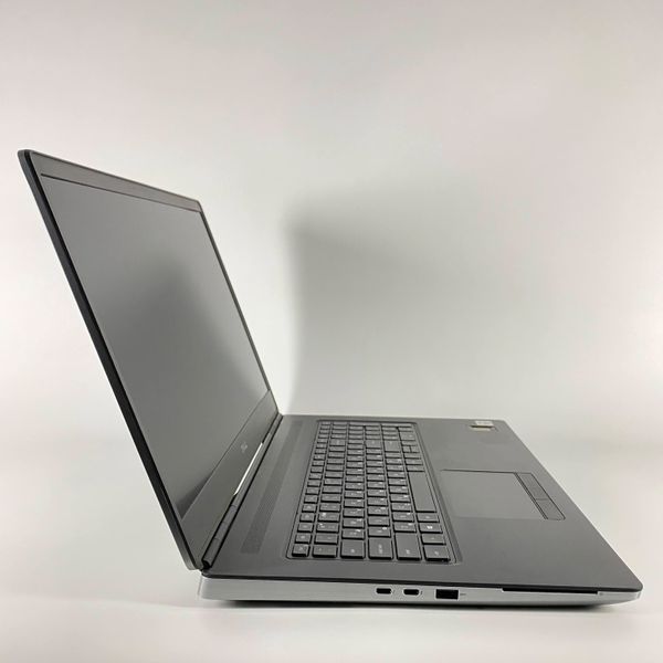 Ноутбук Dell Precision 7750 17.3" FullHD i7-10850Н\32 RAM\512 GB SSD\NVIDIA RTX 3000 6GB q-169 фото