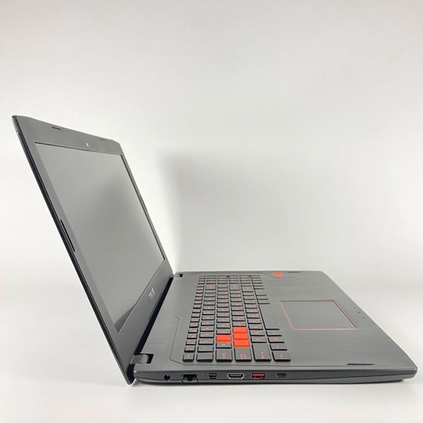 Ноутбук Asus ROG Strix 15.6" FullHD i7-7700HQ/16 RAM/128 SSD+1 TB HDD/Nvidia GTX 1060 3 GB а-2441 фото