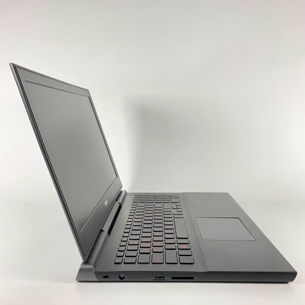 Ноутбук Dell Inspiron 15 7000 15.6" FullHD i5-7300HQ/16 RAM/128 SSD+500 HDD/NVIDIA GTX 1050 4GB а-2451 фото