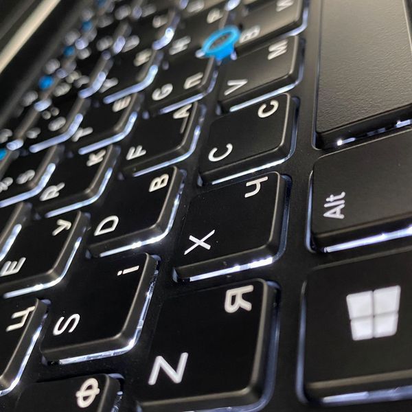 Ноутбук Dell Precision 7710 17.3" FullHD i7-6820HQ\16 RAM\240 SSD\Nvidia M3000M 4 GB а-2898 фото
