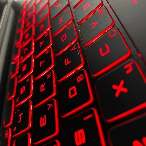 Ноутбук MSI Thin GF63 15.6" FullHD 144Hz i5-12450H/16 RAM/500 SSD/Nvidia RTX 4050 6 GB а-2592 фото