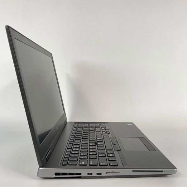 Ноутбук Dell Precision 7540 15.6" FullHD i5-9400H\16 GB RAM\256 GB SSD а-1880 фото
