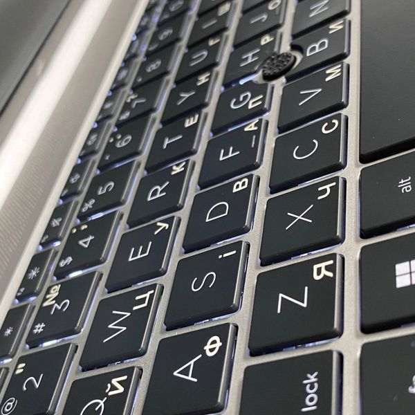 Ноутбук HP EliteBook 850 G8 15.6 FullHD i5-1145G7/16 RAM/256 SSD а-2970 фото