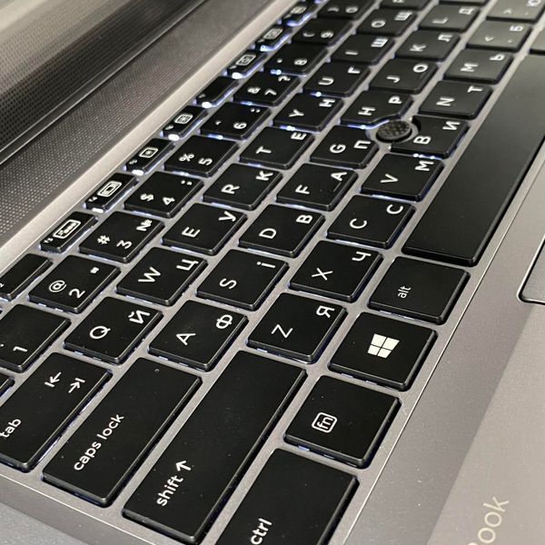 Ноутбук HP EliteBook 850 G3 15.6 FullHD i5-6300U/16GB RAM/256GB SSD А-801 фото