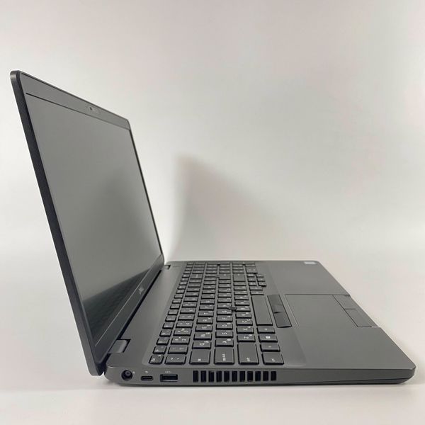 Ноутбук Dell Latitude 5500 15,6" HD i5-8265U/16 GB RAM/256 GB SSD а-1384 фото